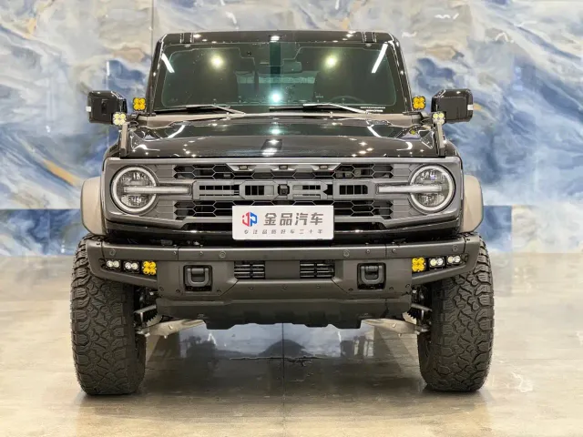 Ford Bronco — Фото автомобиля 2