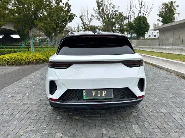 Arcfox Alpha T — Фото автомобиля 9