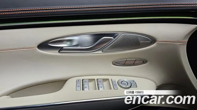 Genesis GV70 2.5T Бензин 2WD — Фото автомобиля 29