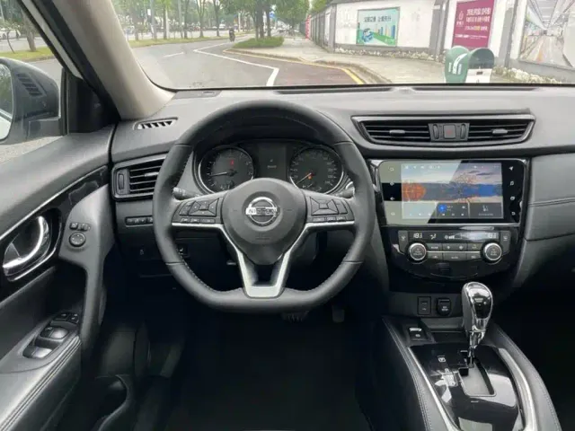 Nissan X-Trail — Фото автомобиля 15