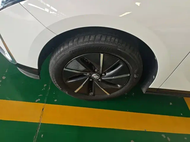 Buick Velite 6 — Фото автомобиля 22