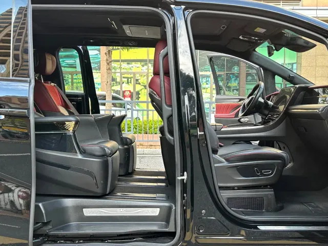 GAC Trumpchi M8 — Фото автомобиля 14
