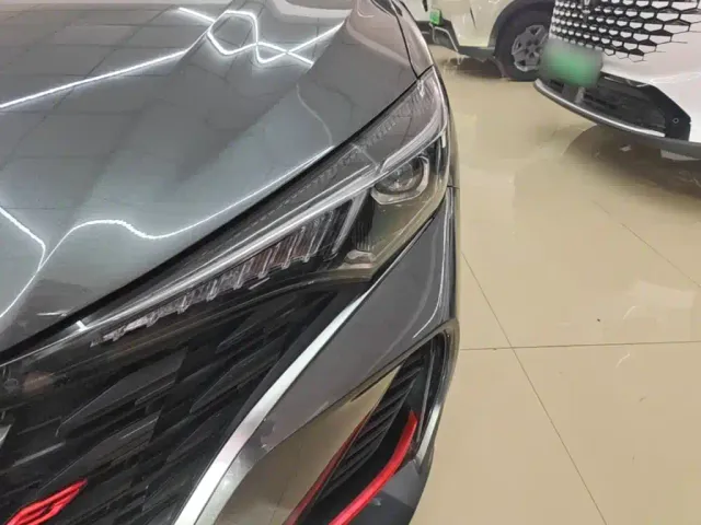Changan Eado — Фото автомобиля 22