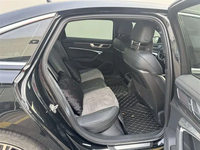 Audi A6L — Фото автомобиля 7