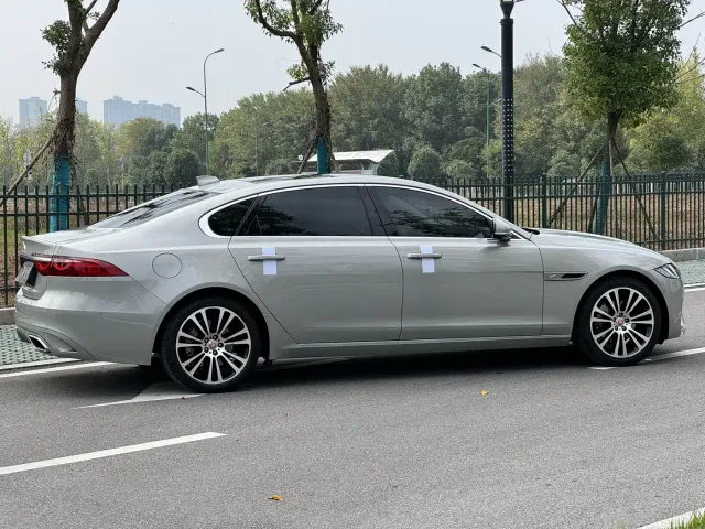 Jaguar XFL — Фото автомобиля 8