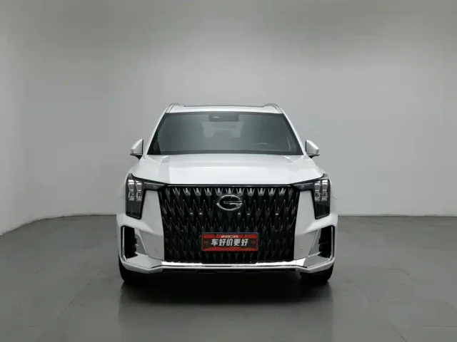 GAC Trumpchi GS8 — Фото автомобиля 3