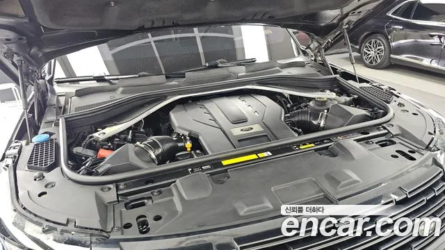 Land Rover Range Rover — Фото автомобиля 4