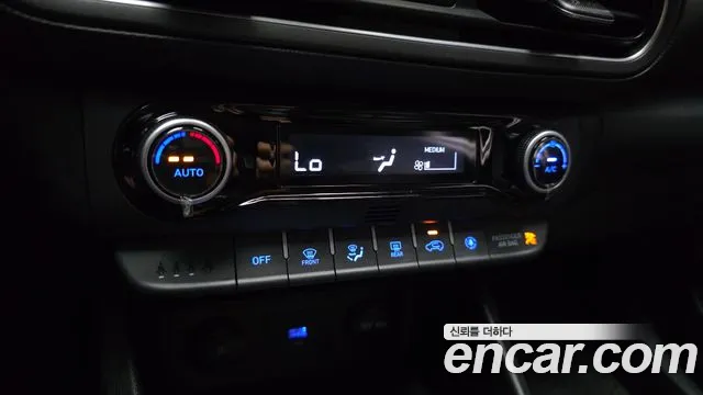 Hyundai Kona Новый Kona Бензин 2.0 2WD — Фото автомобиля 15