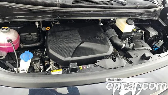 Hyundai Staria Staria 4WD Tourer 9 мест — Фото автомобиля 6