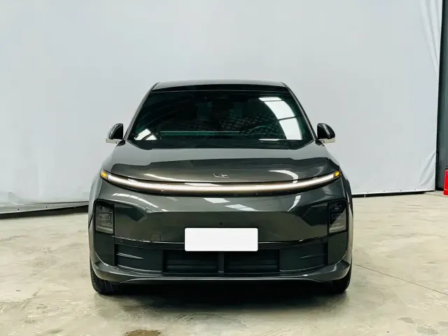 Li Auto Li Auto L6 2024 Pro — Фото автомобиля 2