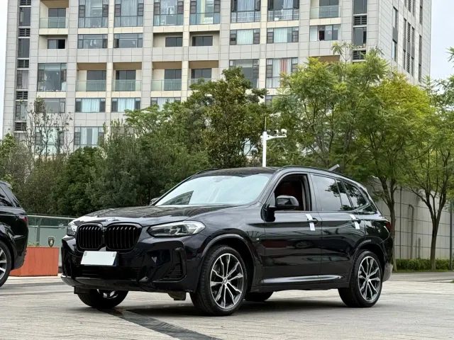 Фотография автомобиля — BMW X3