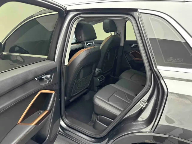 Audi Q3 — Фото автомобиля 12