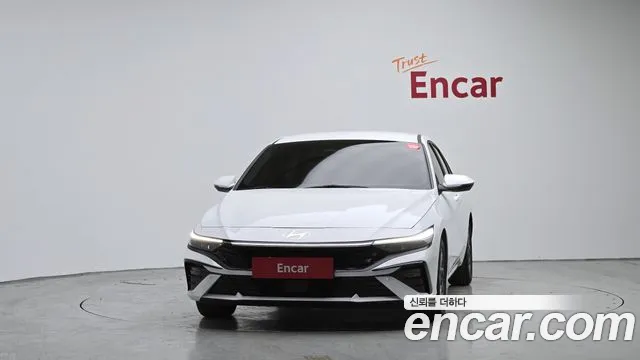 Hyundai Avante CN7 — Фото автомобиля 3