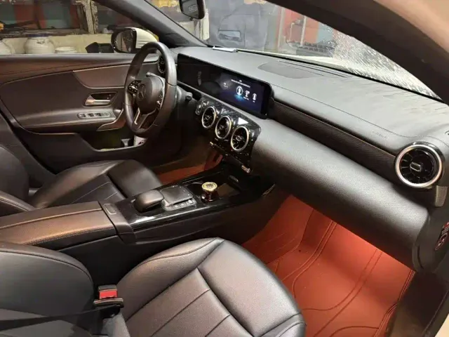 Mercedes-Benz A-Class — Фото автомобиля 5