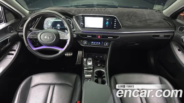Hyundai Sonata — Фото автомобиля 10
