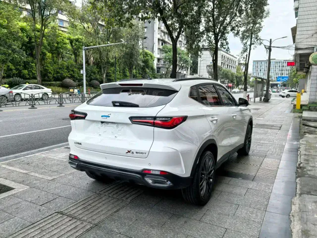 Changan Oushang X5 — Фото автомобиля 8