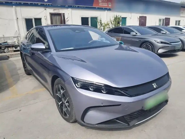 BYD Han 2024 EV Glory Edition 605KM FWD Premium — Фото автомобиля 3