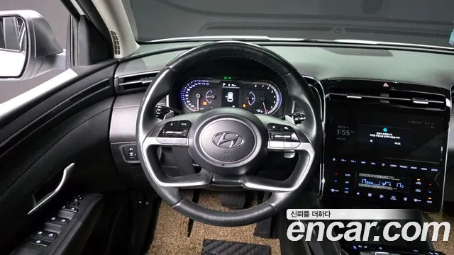 Hyundai Tucson Tucson (NX4) Бензин 1.6 турбо 2WD — Фото автомобиля 13