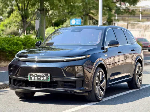 Фотография автомобиля — Li Auto L7