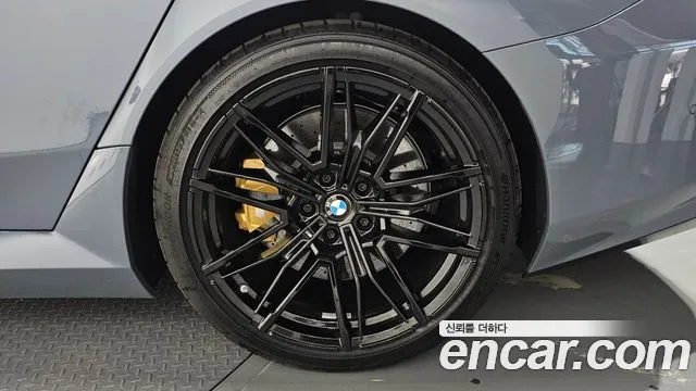 BMW M5 — Фото автомобиля 6
