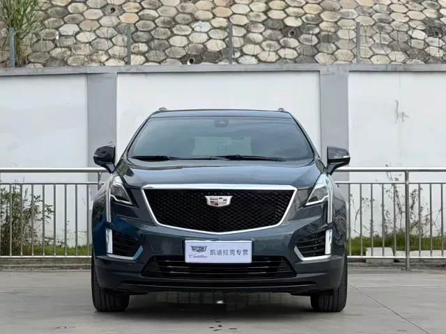 Cadillac XT5 — Фото автомобиля 2