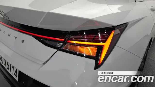 Hyundai Avante CN7 — Фото автомобиля 8