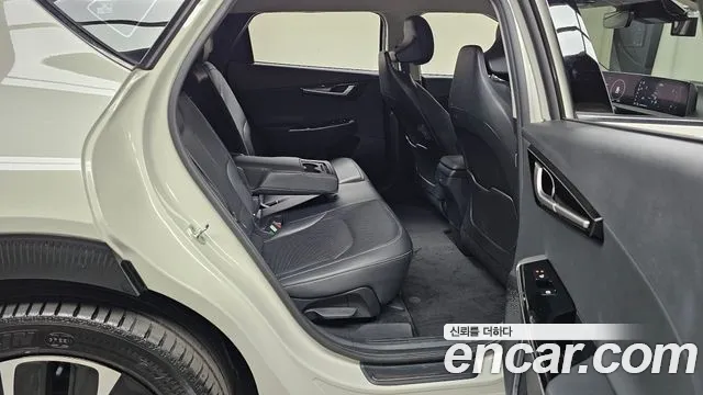 Kia EV6 — Фото автомобиля 11