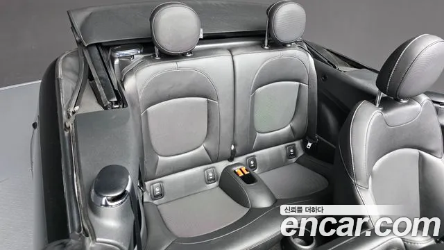 Mini Cooper Convertible — Фото автомобиля 11