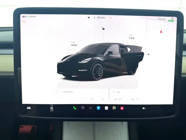 Tesla Model Y — Фото автомобиля 12