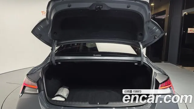 Hyundai Avante CN7 — Фото автомобиля 20