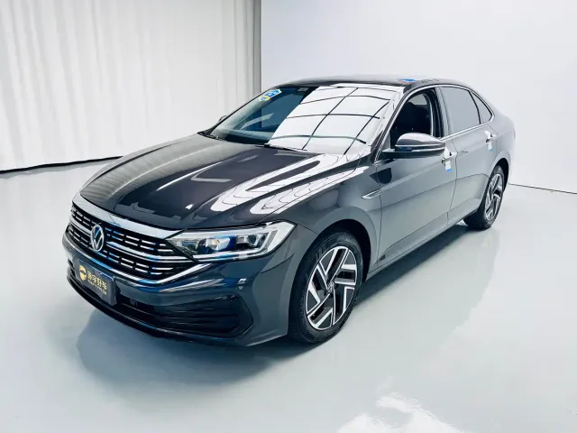Фотография автомобиля — Volkswagen Sagitar
