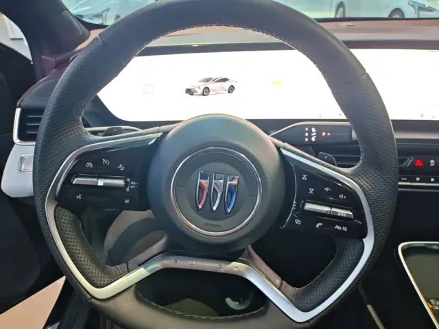 Buick LaCrosse — Фото автомобиля 10