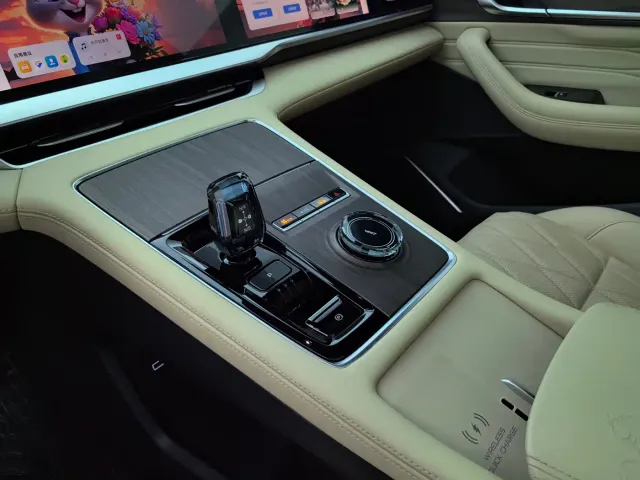 Geely Xingyue L — Фото автомобиля 27