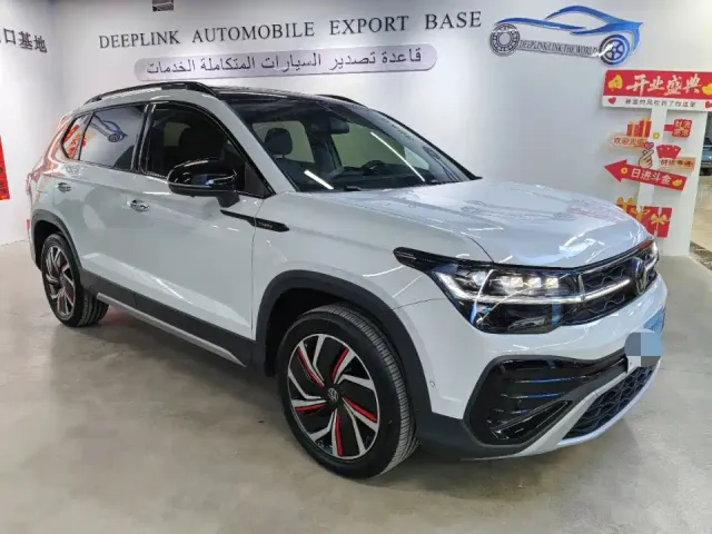 Фотография автомобиля — Volkswagen Tharu