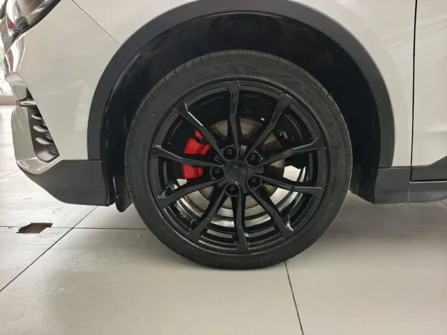 Geely Emgrand S — Фото автомобиля 22