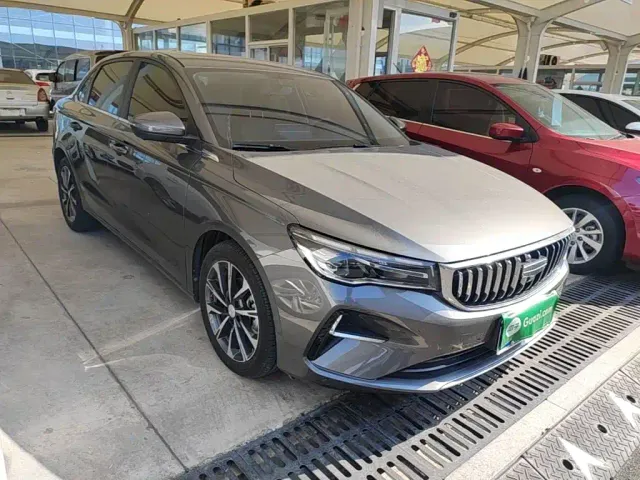 Geely Emgrand — Фото автомобиля 3