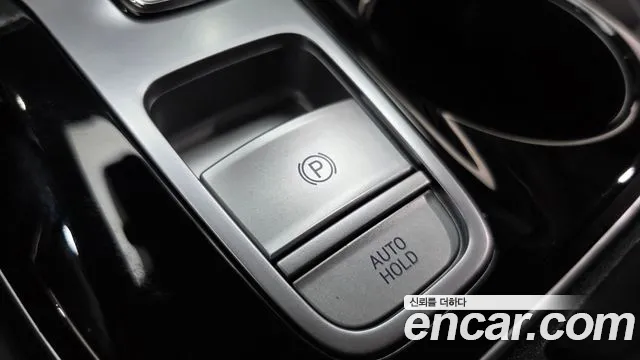 Hyundai Tucson Tucson (NX4) Дизель 2.0 2WD — Фото автомобиля 28