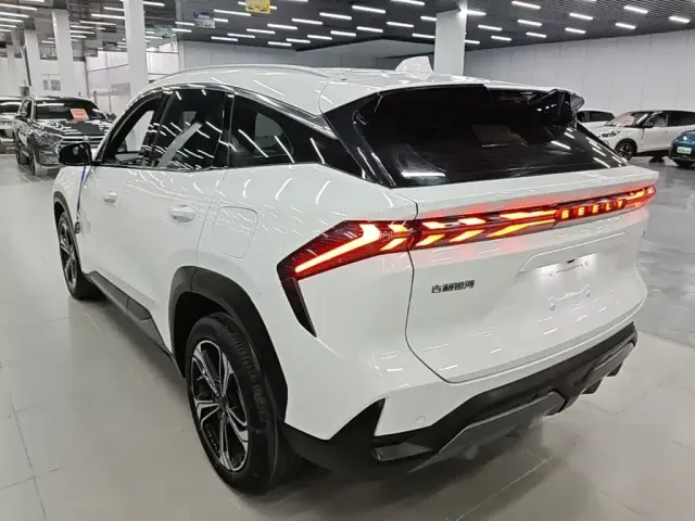 Geely Galaxy L7 — Фото автомобиля 4
