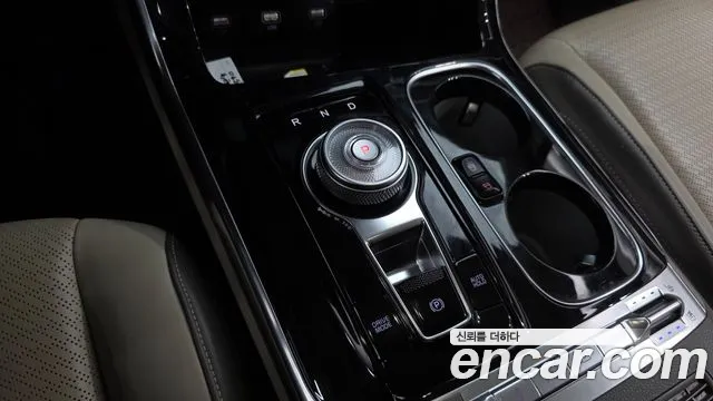 Kia Canival Carnival 4 поколение Бензин 7 мест Hi-Limousine — Фото автомобиля 6