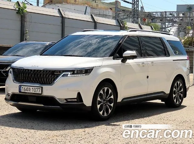 Фотография автомобиля — Kia Carnival Generation 4