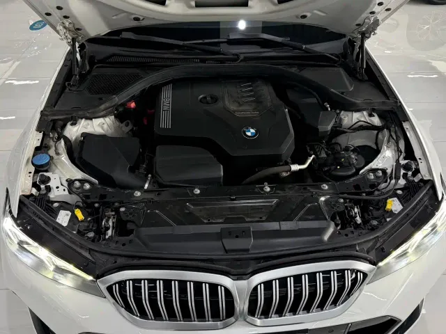 BMW 3 Series — Фото автомобиля 13