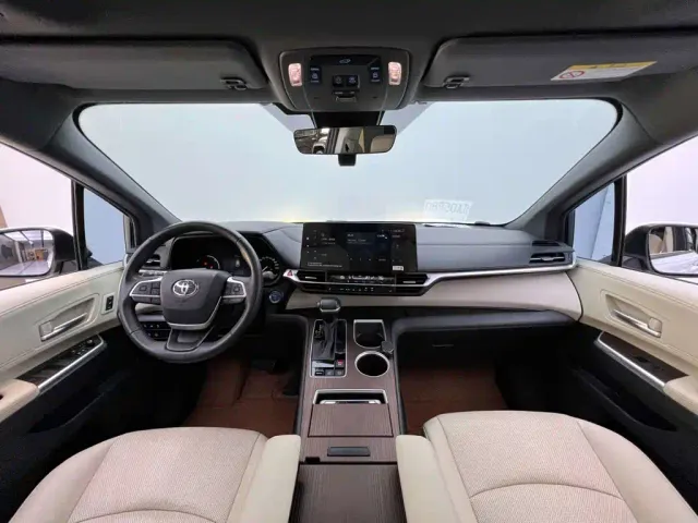 Toyota Granvia — Фото автомобиля 14