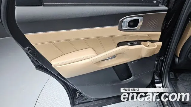 Kia Sorento Новый Sorento 4 поколение Бензин 2.5T 2WD — Фото автомобиля 25