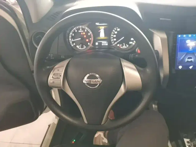 Nissan Terra — Фото автомобиля 10