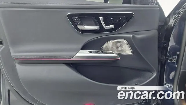 Mercedes-Benz E-Class — Фото автомобиля 15