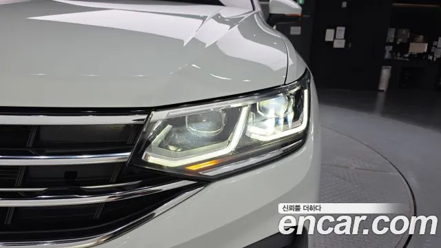 Volkswagen Tiguan Tiguan 2 поколение 2.0 TDI 4Motion Prestige — Фото автомобиля 21