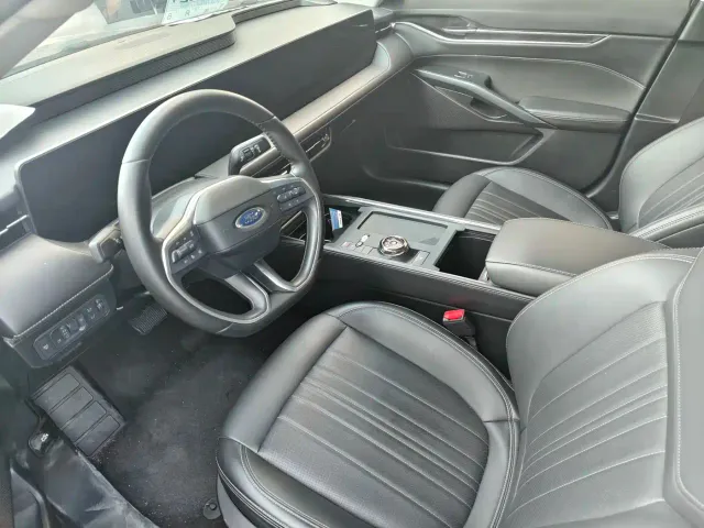 Ford Mondeo — Фото автомобиля 11