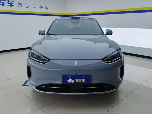 Aito M5 — Фото автомобиля 2