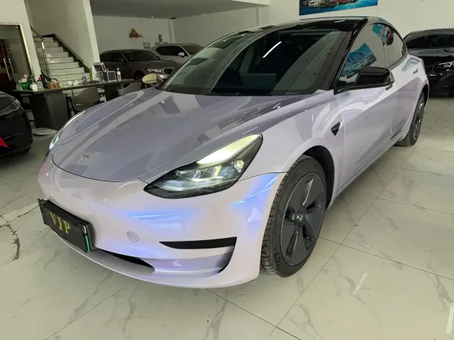 Фотография автомобиля — Tesla Model 3