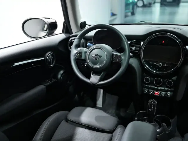 MINI Hatch — Фото автомобиля 8
